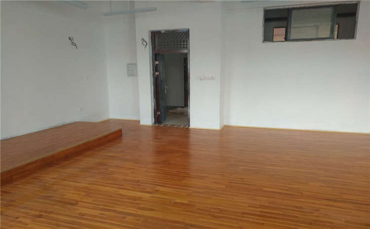 拼接板风雨操场地板哪个品牌好？